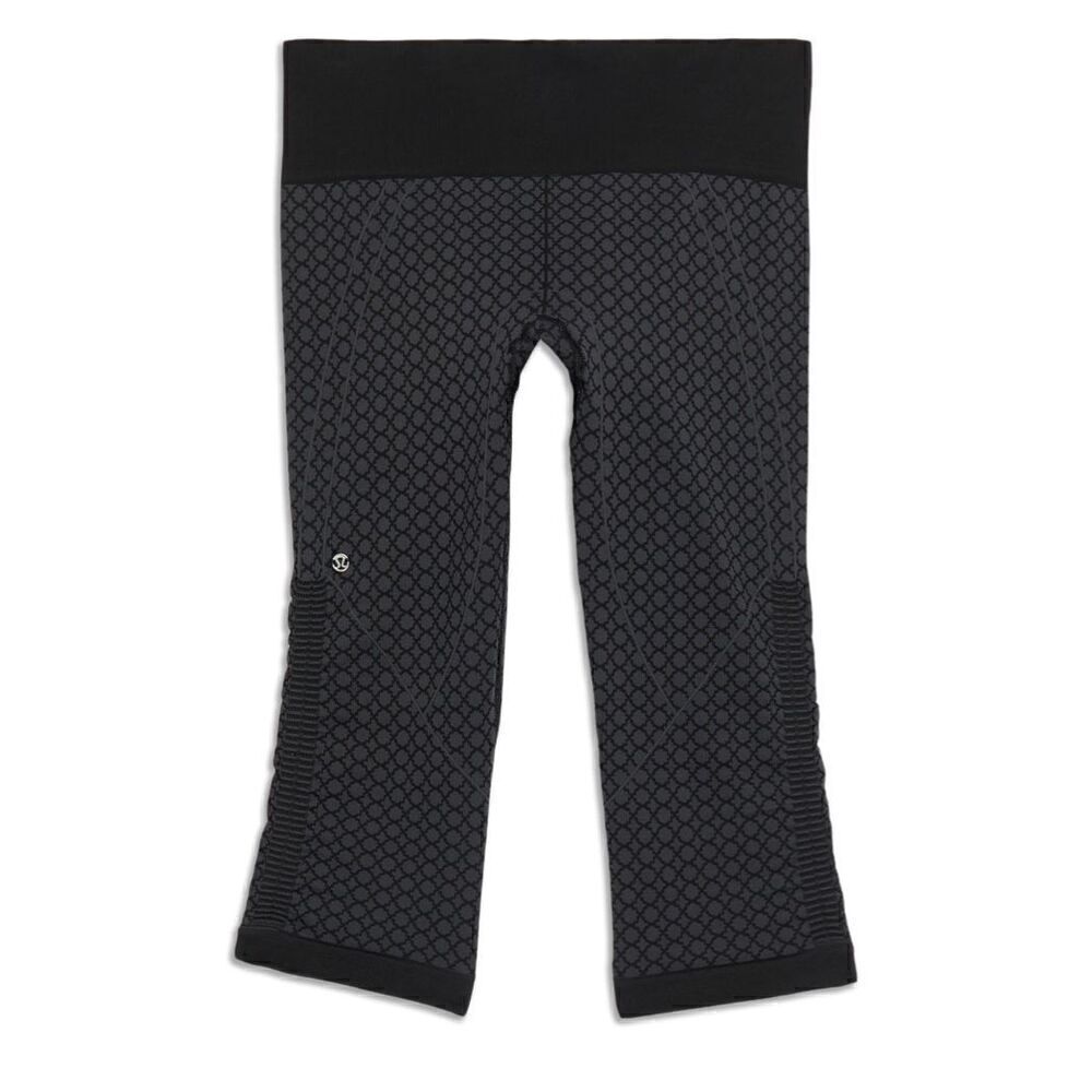 Lululemon Gray and Black Cropped Athletic Pants Sz S